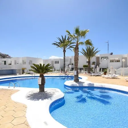 Azahara Playa 45 - One Bed Los Cristianos (Tenerife)