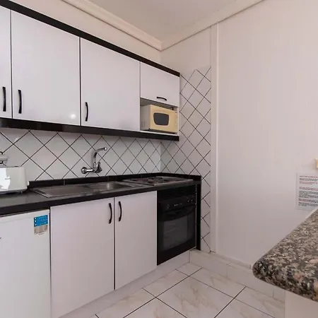 Azahara Playa 45 - One Bed * لوس كريستيانوس