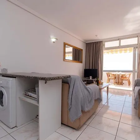 Azahara Playa 45 - One Bed Daire *